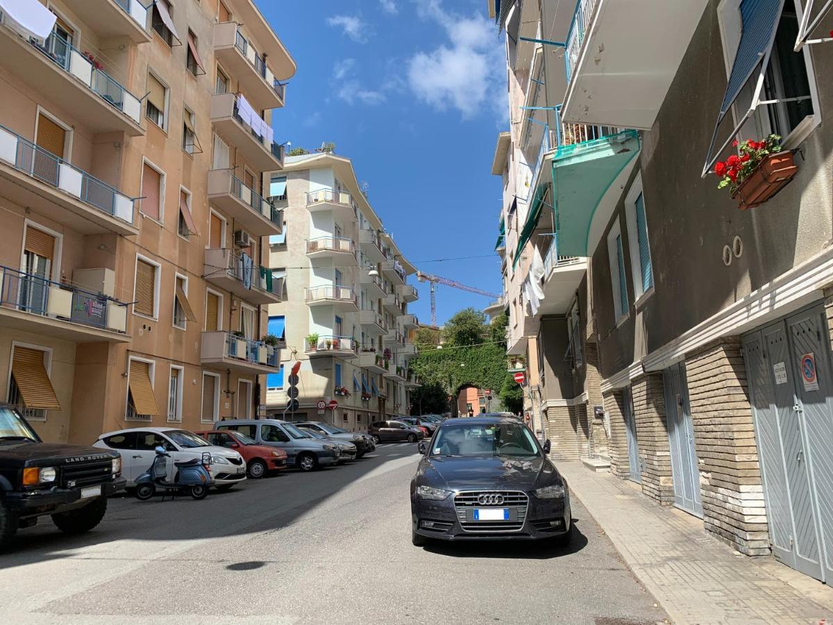 A Casa Dei Miei By Holiday World Genua Buitenkant foto